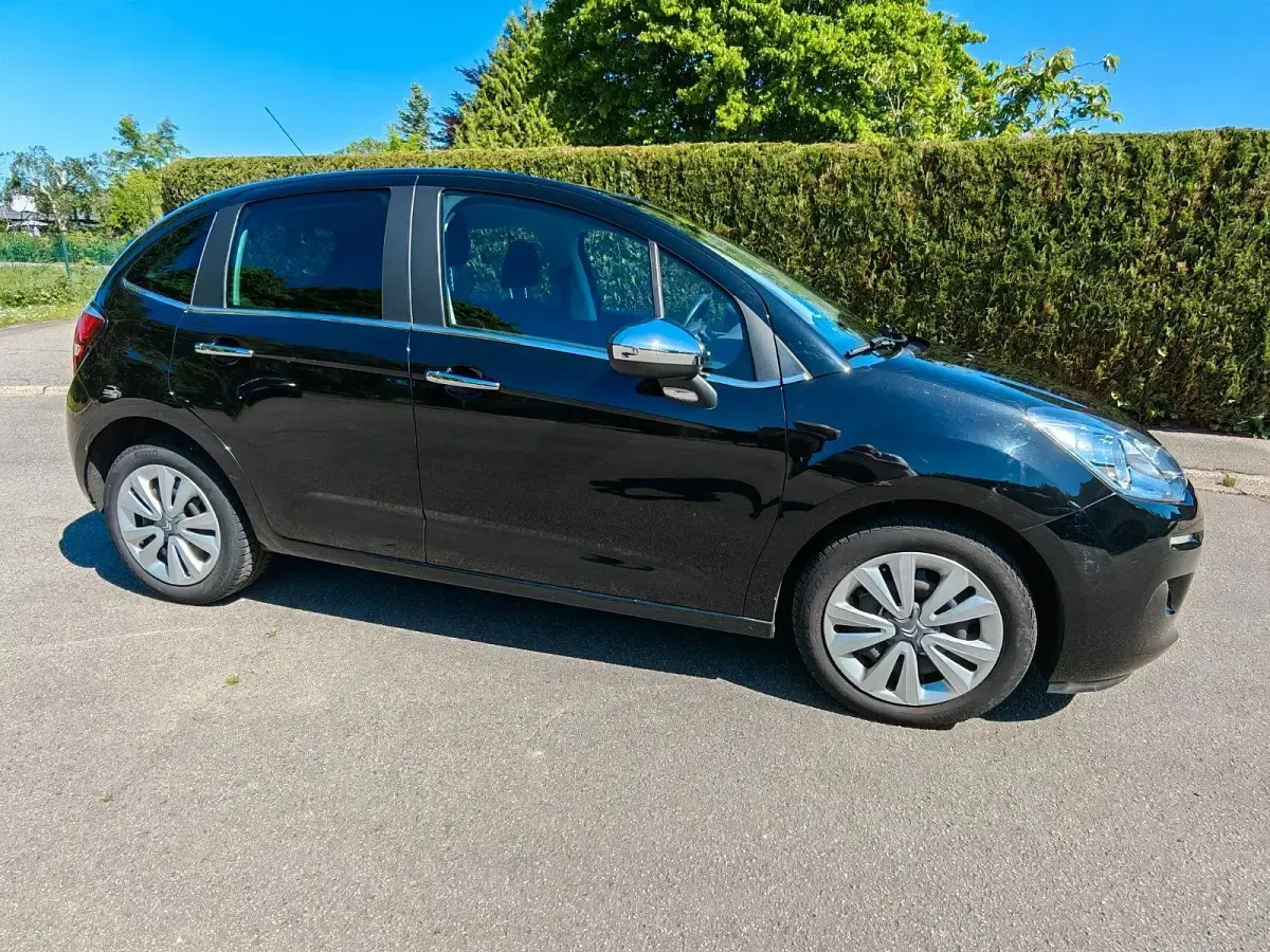 Gebraucht Citroën C3 PureTech 82 PS (60 kW) 2014 Schwarz Kleinwagen