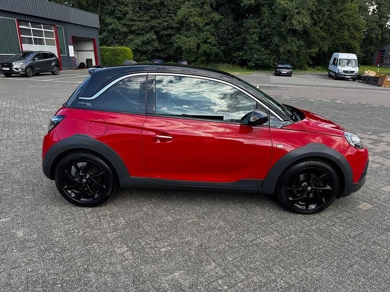 Gebraucht Opel Adam Rocks Rocks 116 PS (85 kW) 2017 Rot Kleinwagen