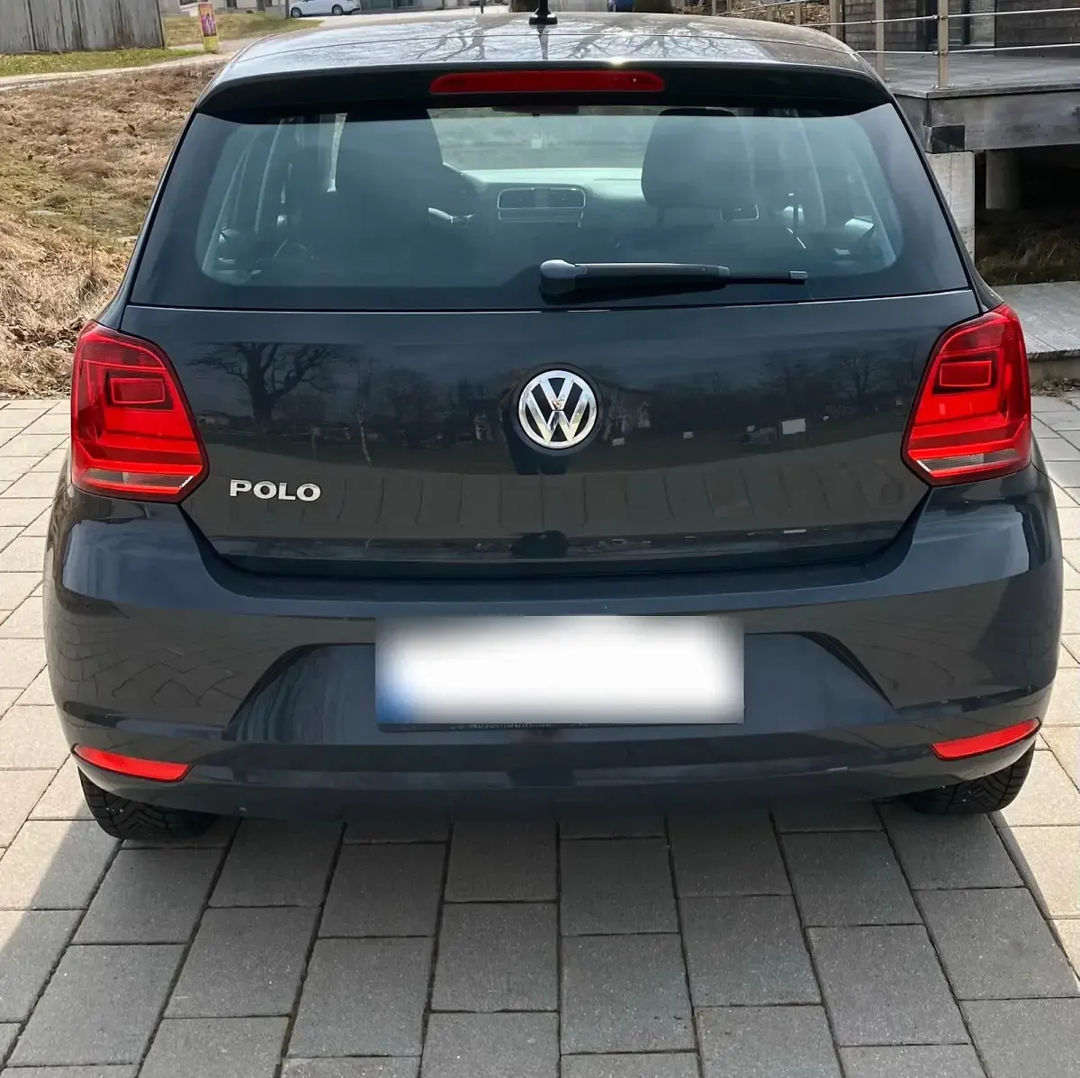 Gebraucht VW Polo 75 PS (55 kW) 2015 Grau Kleinwagen