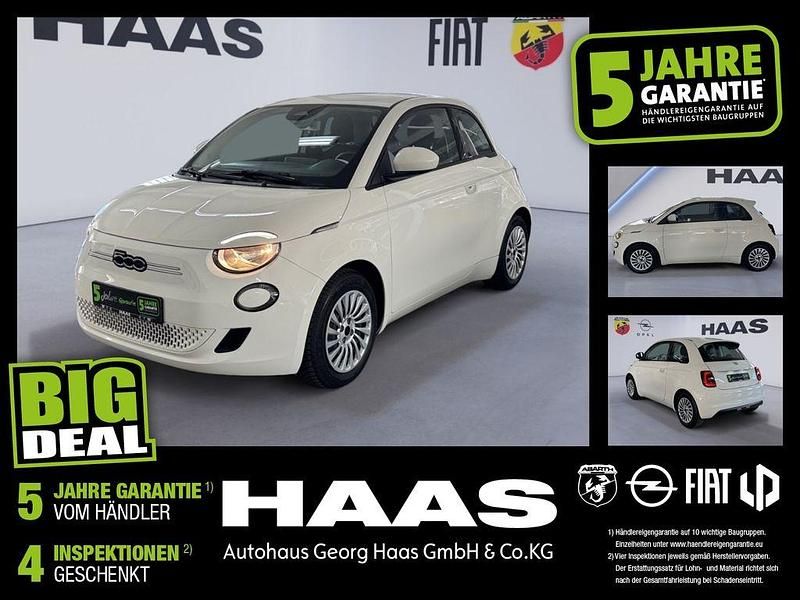 Colore esterno (arktis weiß) Gebraucht 2023 Fiat 500e Limousine | 20.980 € (Guter Preis) - Bild 1/4