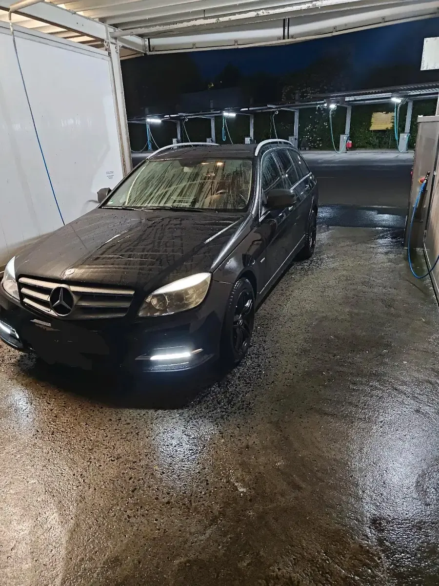 Gebraucht Mercedes C220 170 PS (125 kW) 2007 Schwarz Kombi