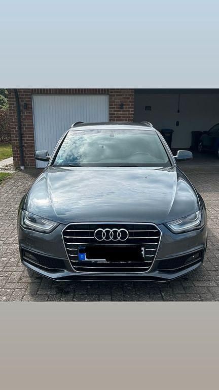 Gebraucht Audi A4 S-Line 150 PS (110 kW) 2015 Schwarz Kombi