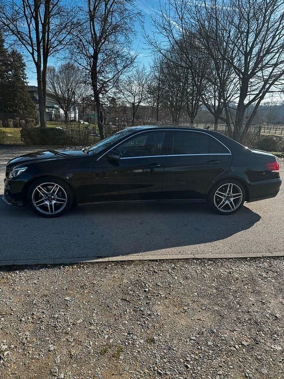 Gebraucht Mercedes E400 AMG 333 PS (244 kW) 2015 Schwarz Limousine