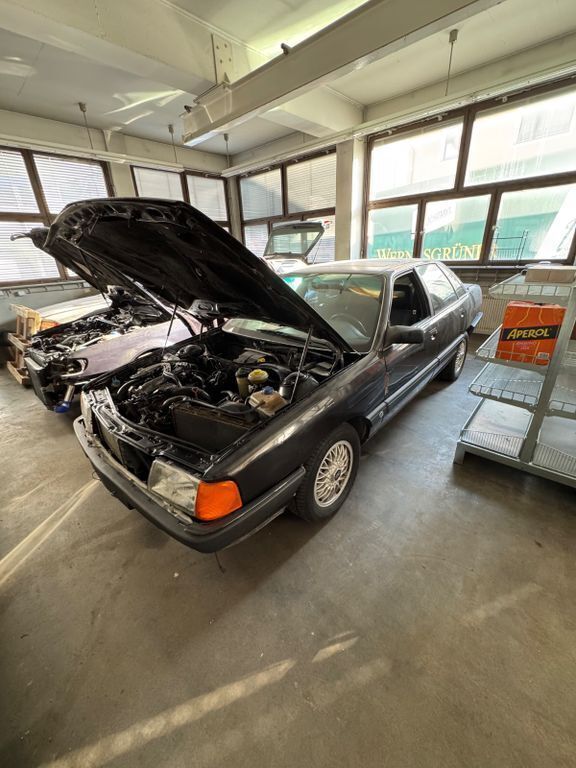 Blau Gebraucht 1988 Audi Quattro Coupé | 4.399 € - Bild 1/4