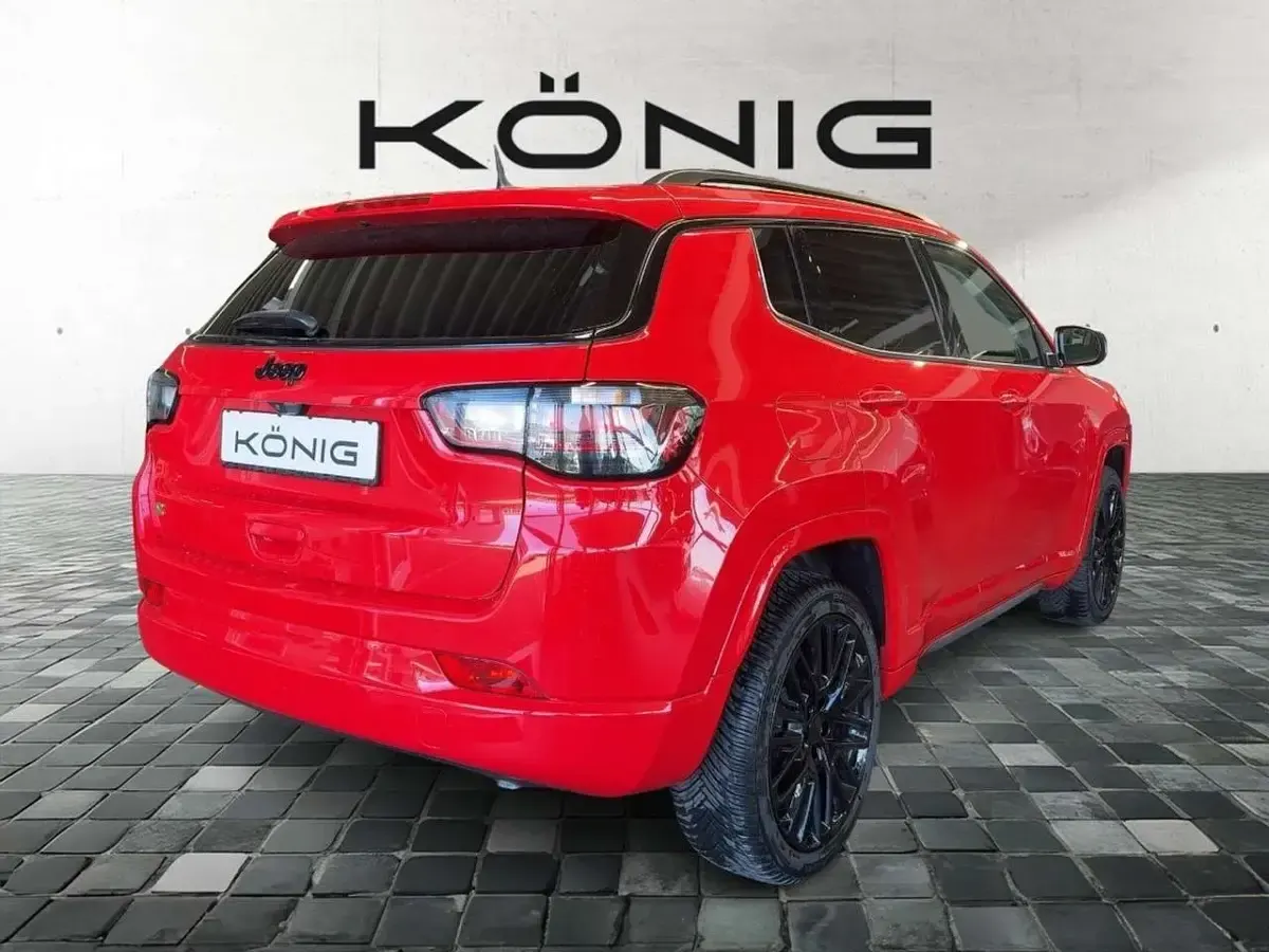 Käytetty Jeep Compass 131 HP (96 kW) 2024 Punainen Katumaasturi