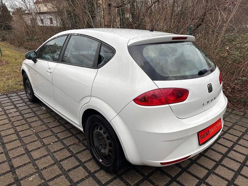 Gebraucht Seat Leon Copa 105 PS (77 kW) 2012 Weiß Limousine