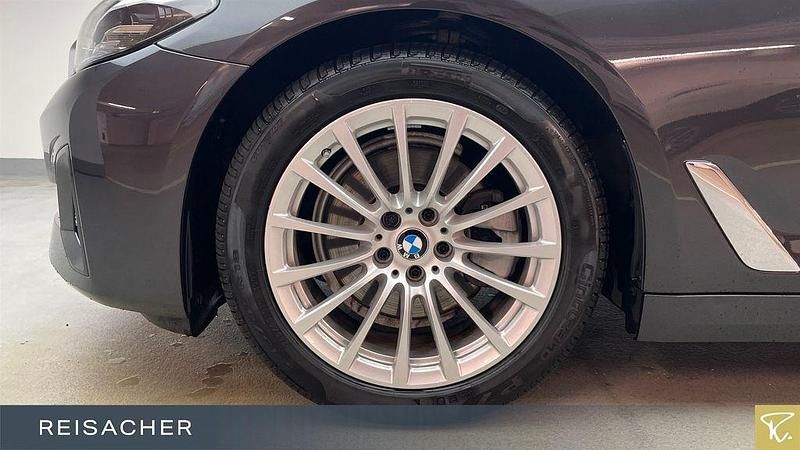 Gebraucht BMW 520 Performance 190 PS (139 kW) 2022 Grau Limousine