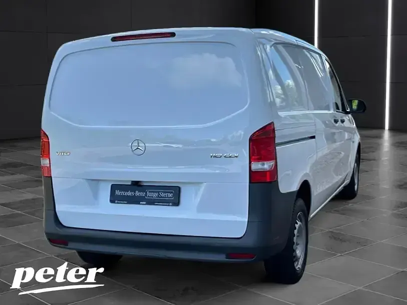 Gebraucht Mercedes Vito 102 PS (75 kW) 2025 Weiss Van