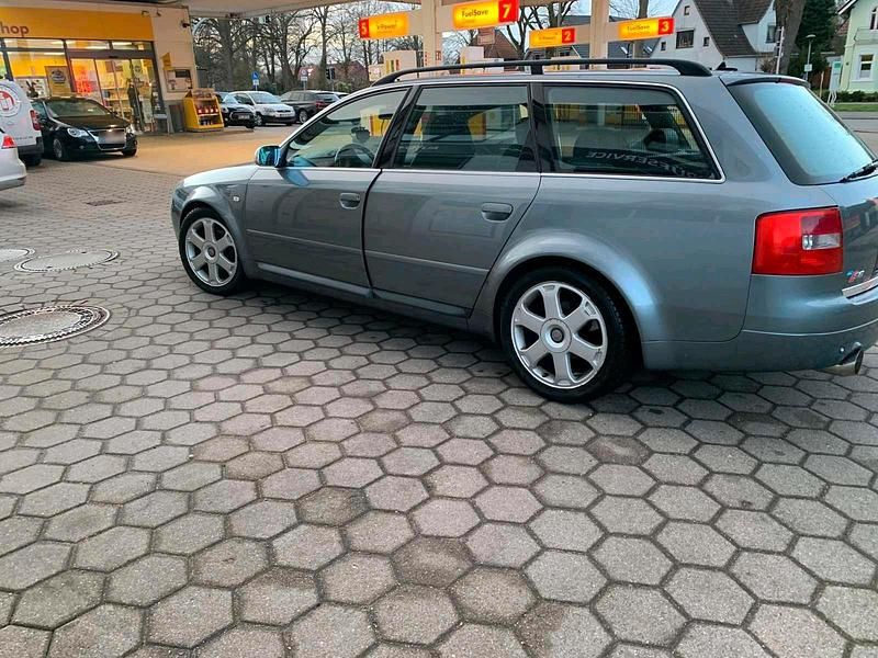 Gebraucht Audi S6 340 PS (250 kW) 2001 Blau Kombi