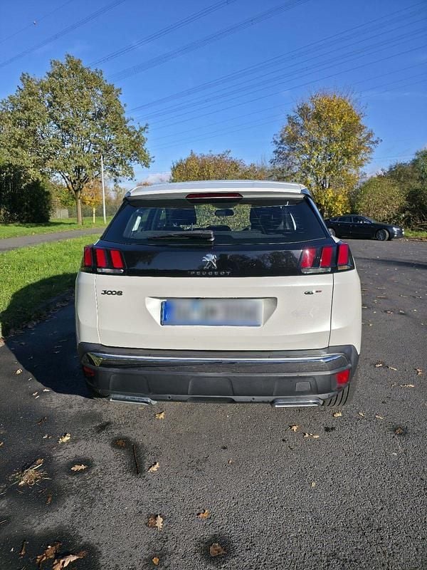 Weiß Gebraucht 2019 Peugeot 3008 Business-Line SUV | 13.950 € (Guter Preis) - Bild 1/4