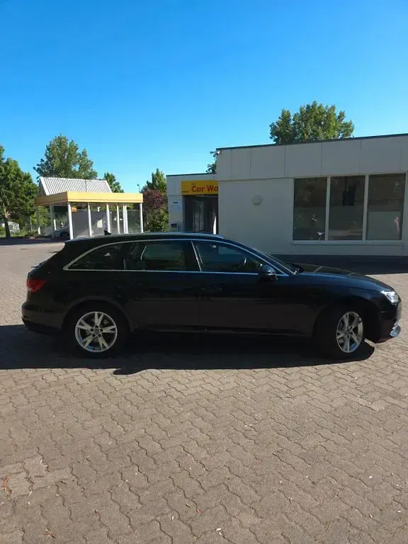 Gebraucht Audi A4 Sport 190 PS (139 kW) 2016 Schwarz Kombi