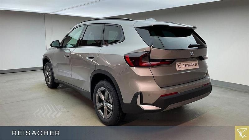 Neu BMW X1 156 PS (114 kW) 2025 Silber SUV