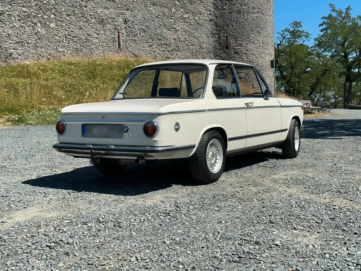 Gebraucht BMW 2002 Basis 101 PS (74 kW) 1972 Weiß Limousine