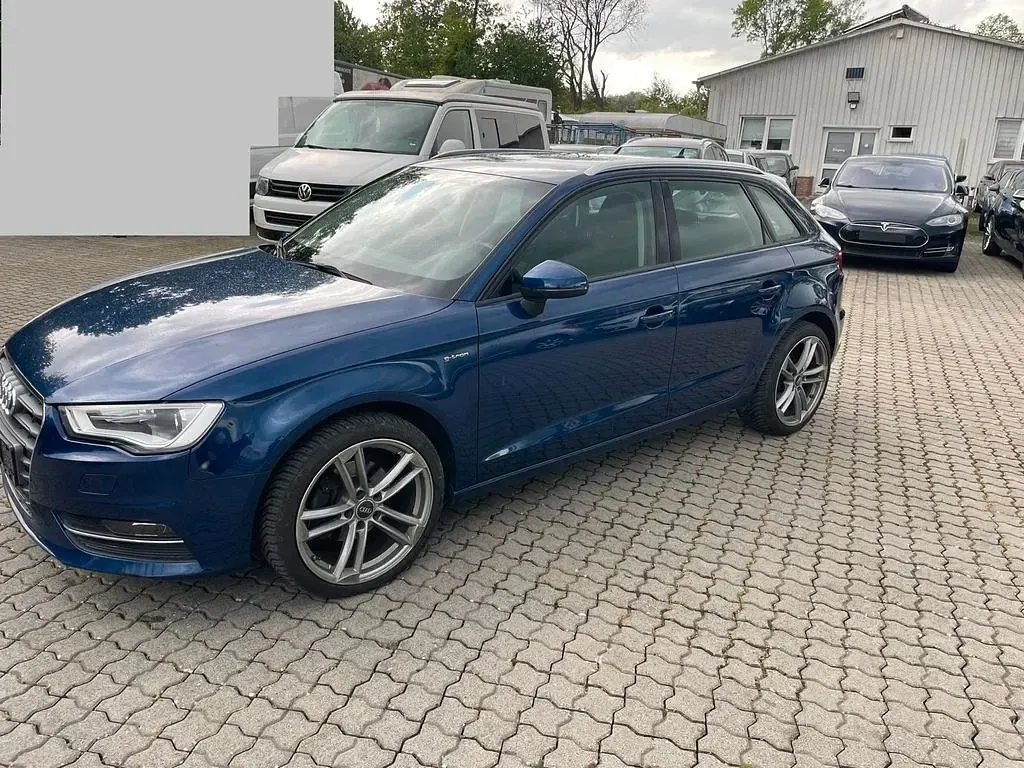 Gebraucht Audi A3 Ambition 110 PS (80 kW) 2015 Blau Limousine