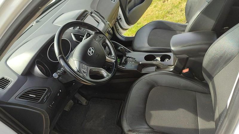 Gebraucht Hyundai Tucson 166 PS (122 kW) 2014 Weiß SUV