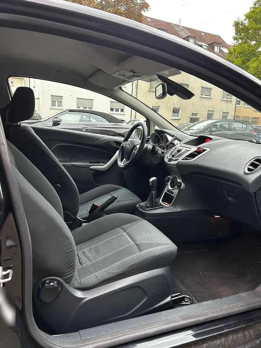 Gebraucht Ford Fiesta Titanium 120 PS (88 kW) 2008 Schwarz Kleinwagen