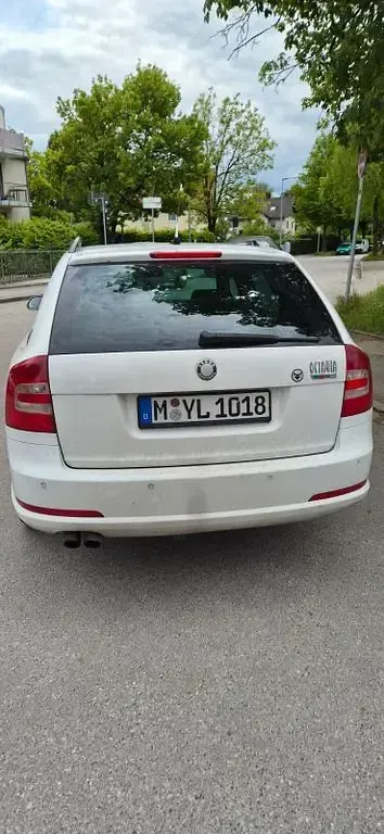 Gebraucht Skoda Octavia RS 170 PS (125 kW) 2008 Weiß Limousine