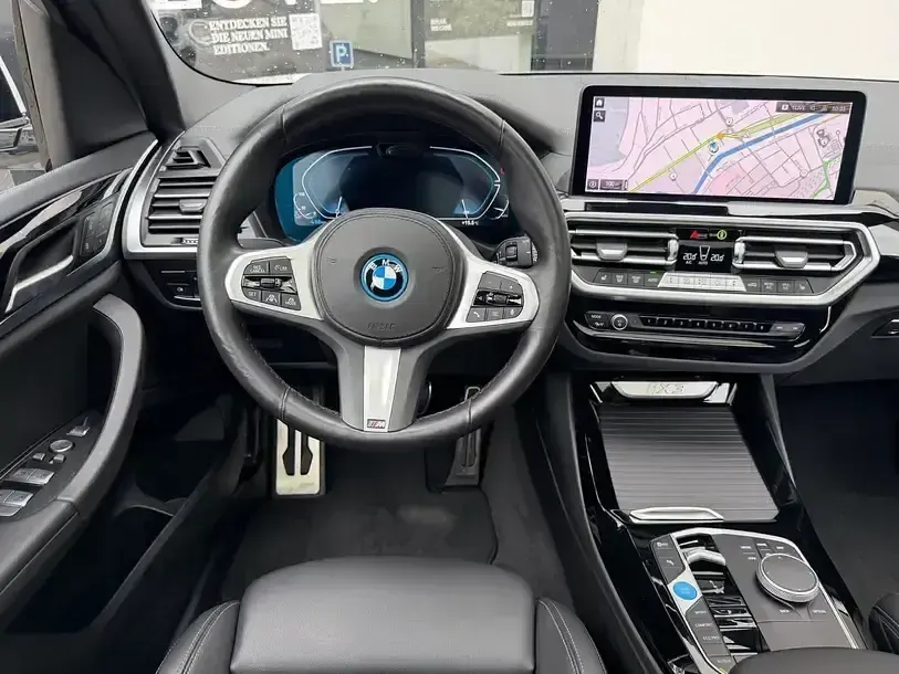 Gebraucht BMW iX3 M Sport 210 kW (286 PS) 2024 Weiß SUV