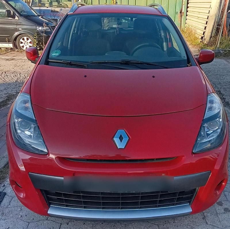Rot Gebraucht 2010 Renault Clio GrandTour Kombi | 2.990 € - Bild 1/4
