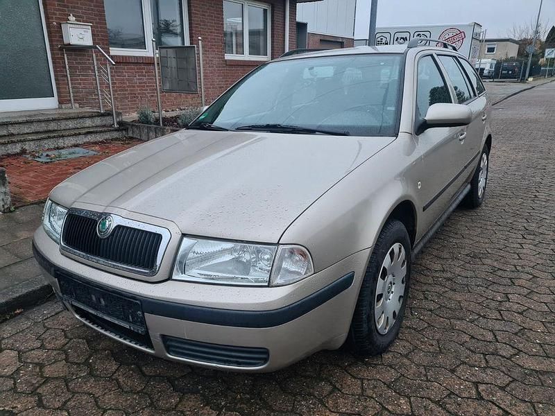 Gold Gebraucht 2004 Skoda Octavia Ambiente Kombi | 1.200 € (Superpreis) - Bild 1/4