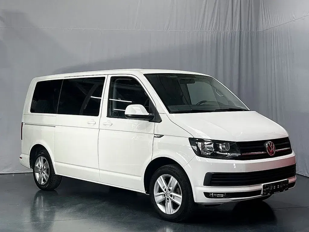 Gebraucht VW Multivan 150 PS (110 kW) 2020 Weiß Van / Kleinbus