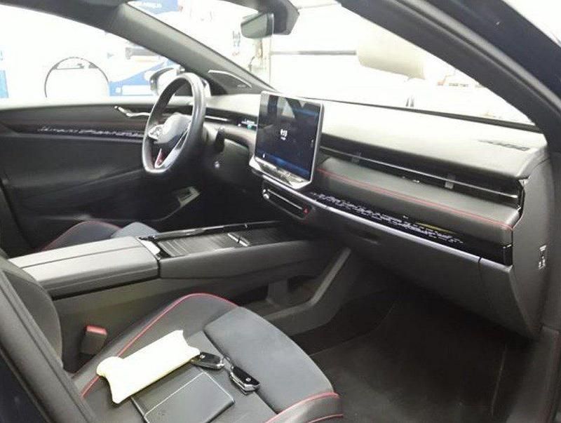 Gebraucht VW ID.7 GTX 250 kW (340 PS) 2025 Blau Kombi