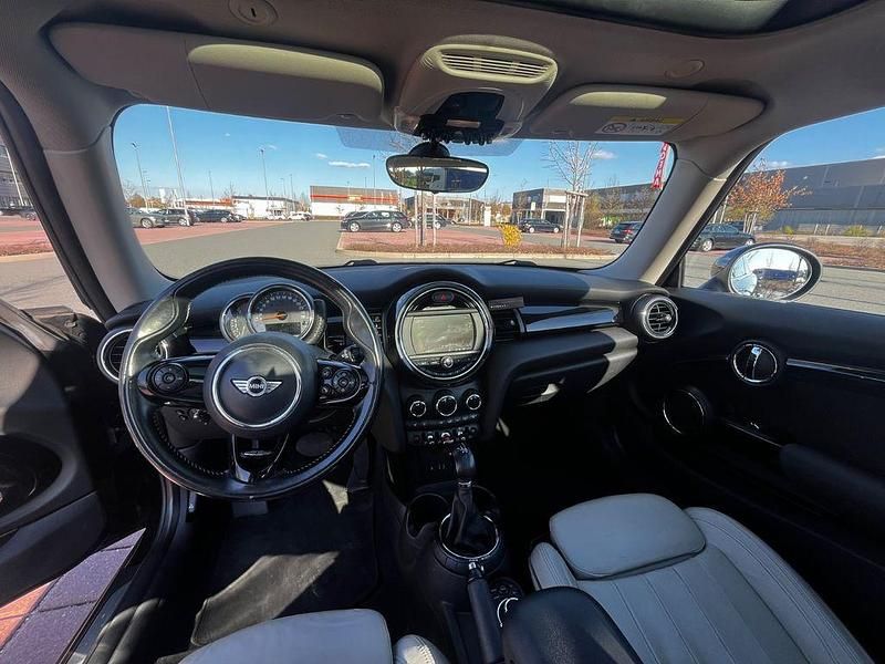 Second-hand Mini Cooper 136 CP (100 kW) 2015 Negru Hatchback