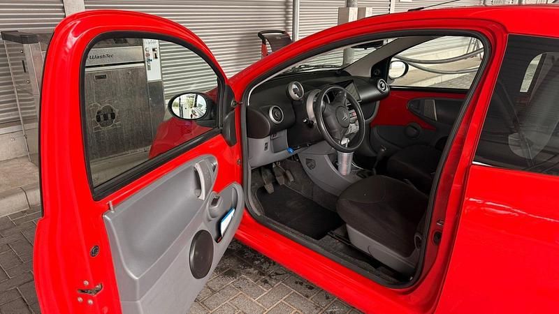Gebraucht Citroën C1 68 PS (50 kW) 2008 Rot Kleinwagen