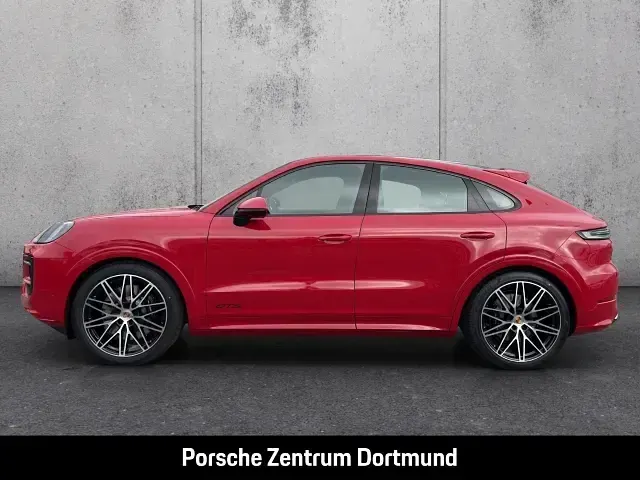 Gebraucht Porsche Cayenne Coupe GTS 500 PS (367 kW) 2026 Karminrot SUV
