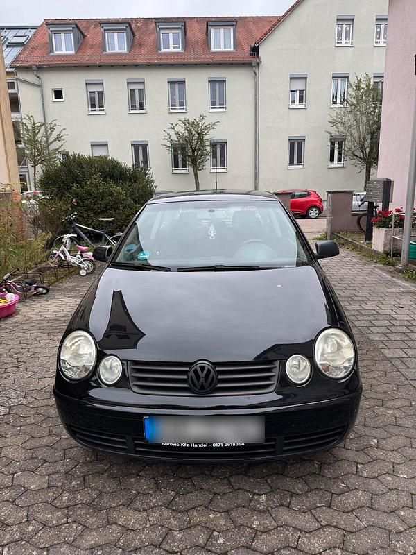 Schwarz Gebraucht 2004 VW Polo Kleinwagen | 1.000 € (Guter Preis) - Bild 1/4
