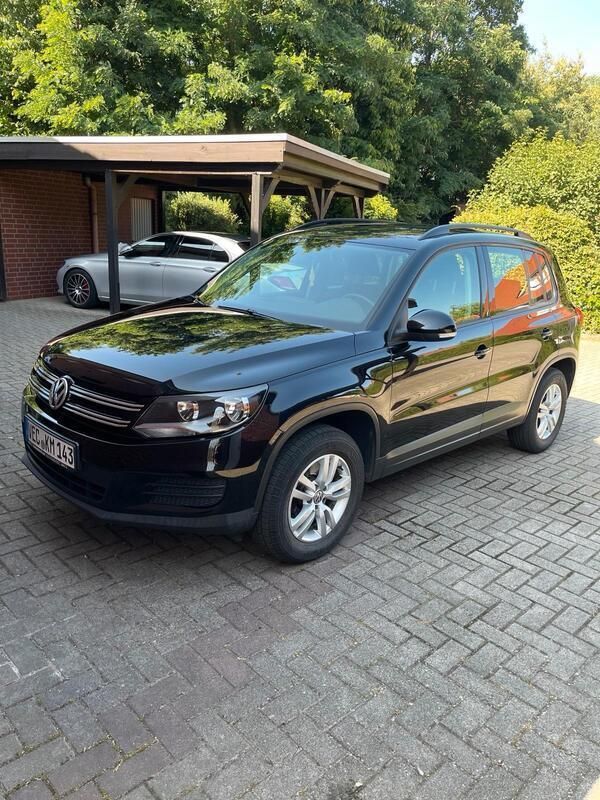 Schwarz Gebraucht 2012 VW Tiguan SUV | 7.500 € (Superpreis) - Bild 1/4