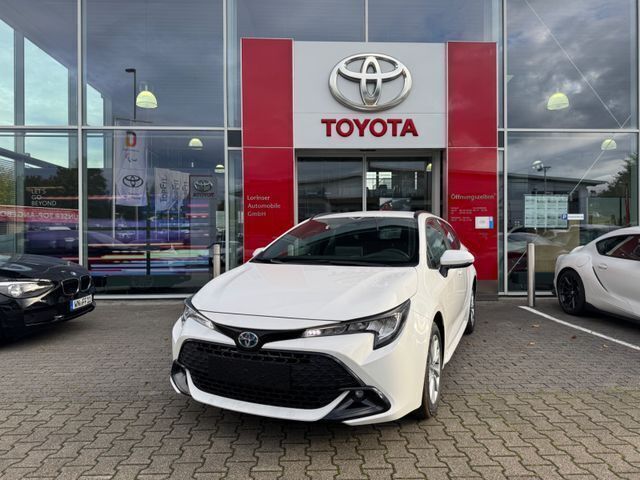 Weiß Neu 2024 Toyota Corolla Business Edition Kombi | 34.990 € - Bild 1/4