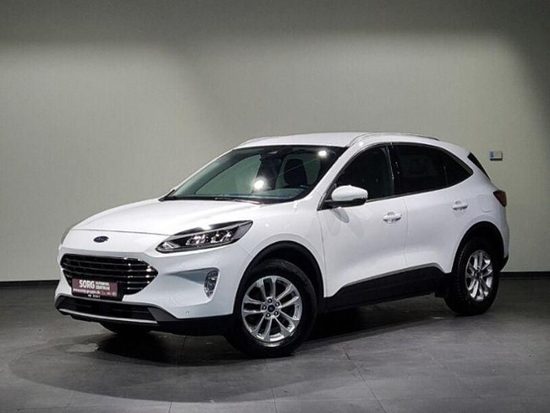 Gebraucht Ford Kuga Titanium 150 PS (110 kW) 2021 Weiß, frozen white SUV