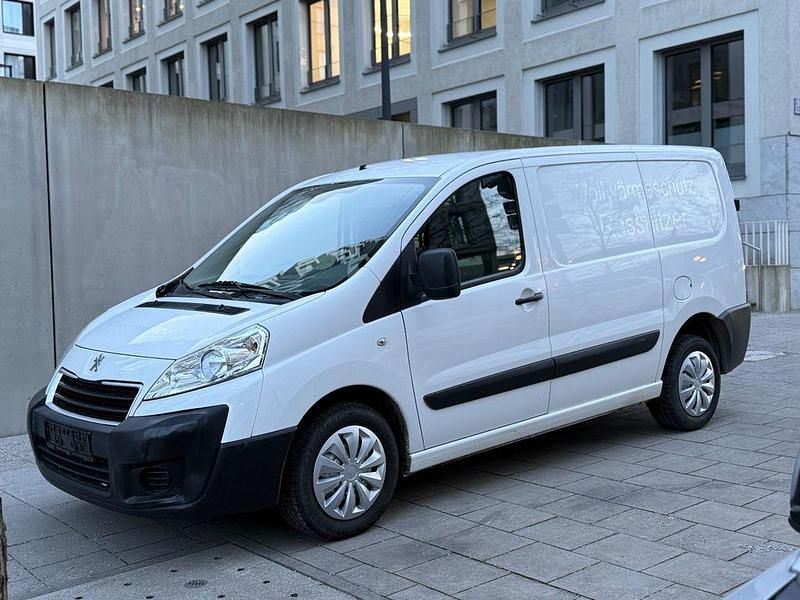 Weiß Gebraucht 2014 Peugeot Expert Van | 7.500 € (Etwas zu teuer) - Bild 1/4