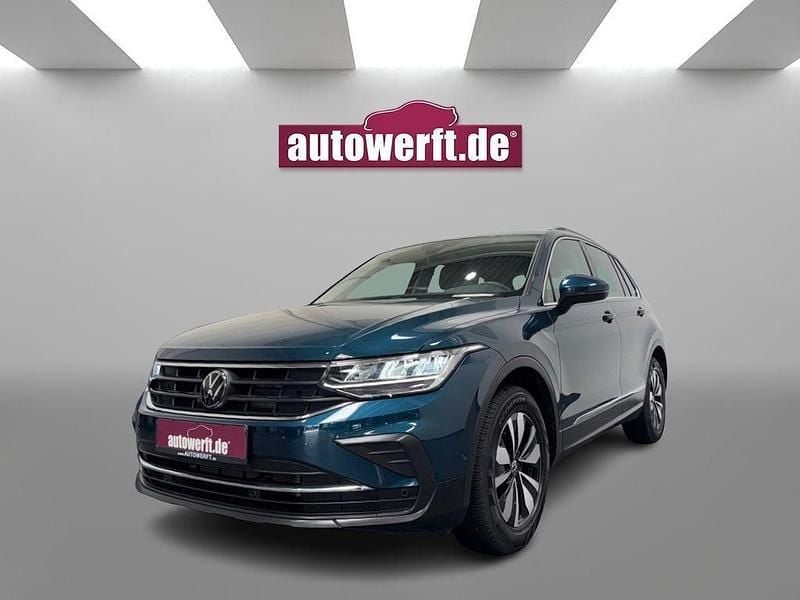 Blau Gebraucht 2024 VW Tiguan Move SUV | 32.990 € - Bild 1/4