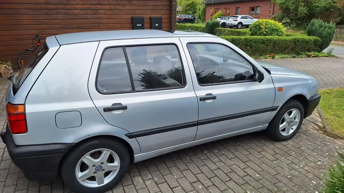 Gebraucht VW Golf III 75 PS (55 kW) 1994 Silber Limousine