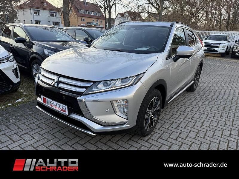 Gebraucht Mitsubishi Eclipse Cross Edition 163 PS (119 kW) 2019 Silber SUV