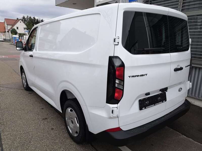 Gebraucht Ford Transit Custom Trend 136 PS (100 kW) 2024 Frozen white Van