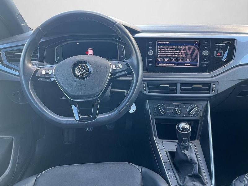 Second-hand VW Polo Active 116 CP (85 kW) 2020 Gri Hatchback