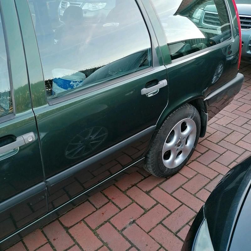 Gebraucht Volvo 850 126 PS (92 kW) 1996 Grün Kombi