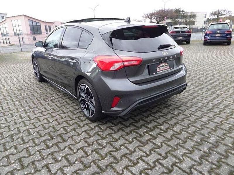Gebraucht Ford Focus ST-Line X 150 PS (110 kW) 2021 Grau Limousine