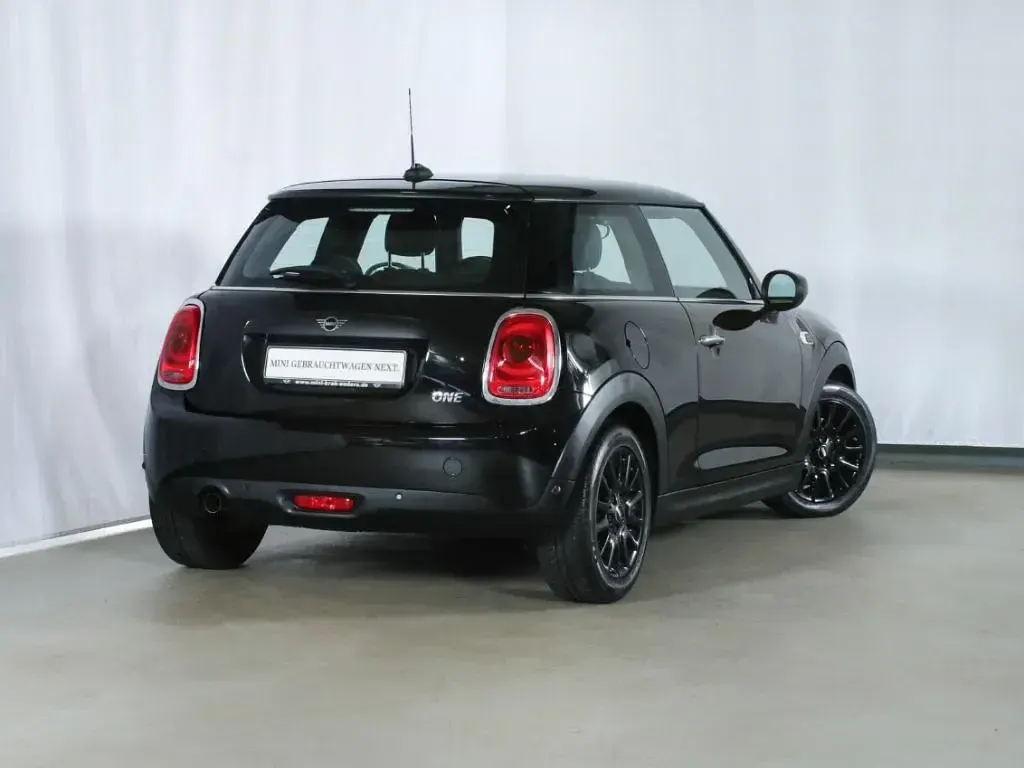 Gebraucht Mini ONE 102 PS (75 kW) 2020 Schwarz Kleinwagen