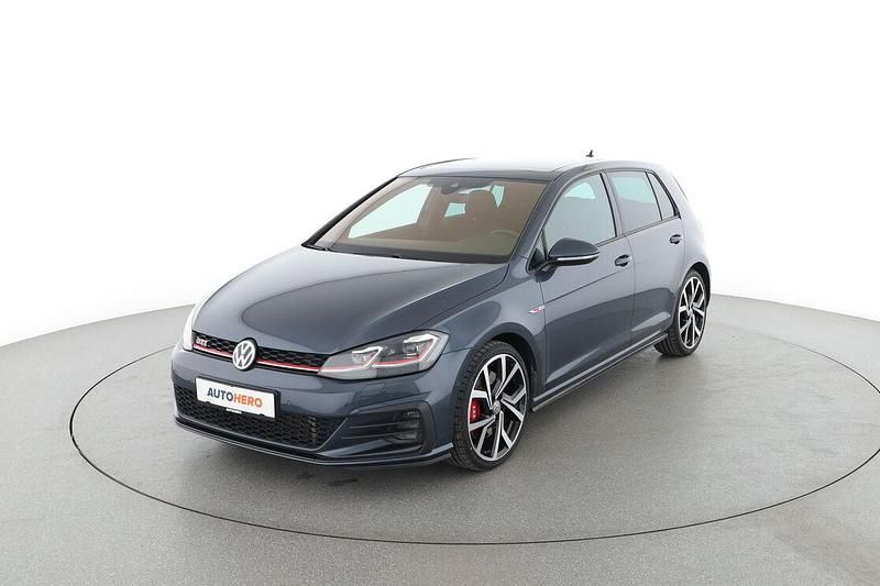 Blau Gebraucht 2018 VW Golf VII GTI Limousine | 26.880 € (Fairer Preis) - Bild 1/3
