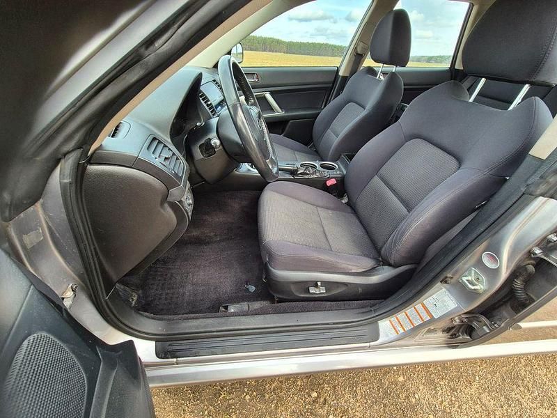 Gebraucht Subaru Legacy 165 PS (121 kW) 2009 Silber Kombi