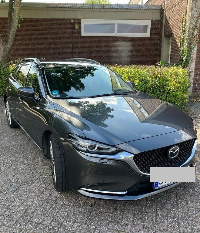Grau Gebraucht 2024 Mazda 6 Exclusive-Line Kombi | 26.600 € (Superpreis) - Bild 1/4
