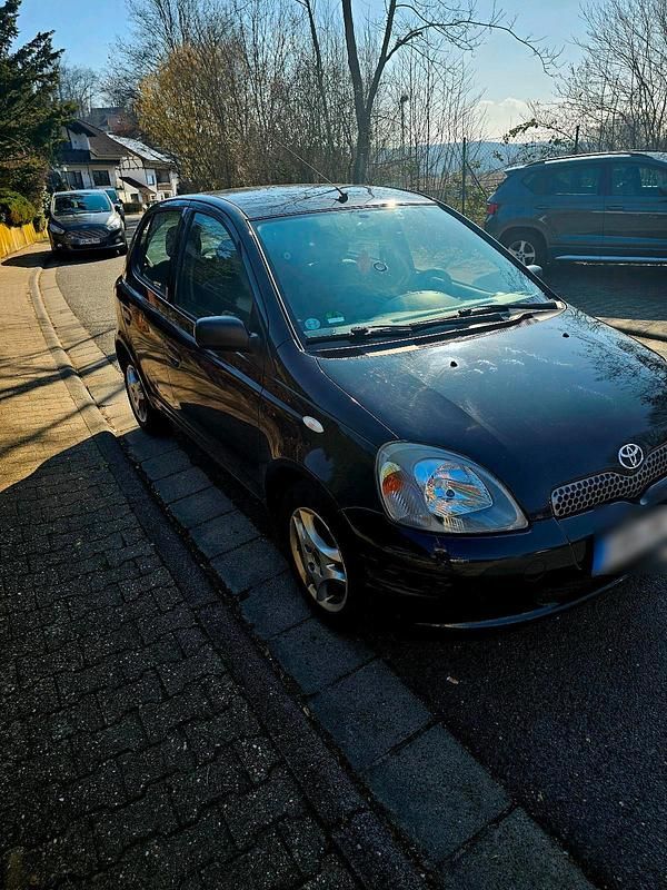 Gebraucht Toyota Yaris Sol 68 PS (50 kW) 2002 Schwarz Kleinwagen