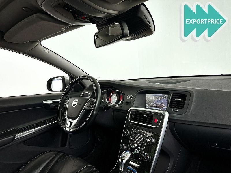 Używany Volvo V60 Summum 215 KM (158 kW) 2013 Szary Kombi