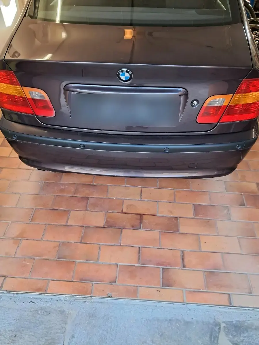 Używany BMW 320 170 KM (125 kW) 2001 Purpurowy Sedan/Limuzyna