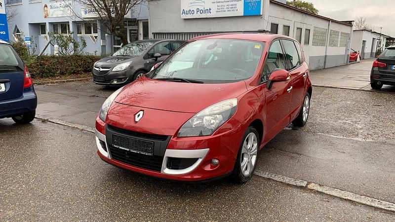 Rot Gebraucht 2010 Renault Scénic III Dynamique Van / Kleinbus | 6.300 € (Guter Preis) - Bild 1/4