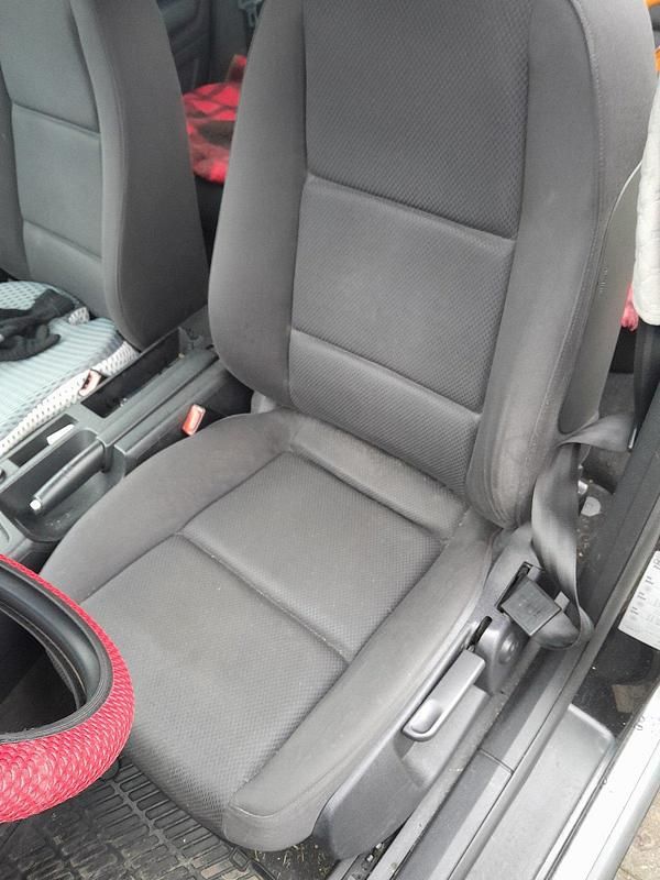 Gebraucht Audi A4 Ambiente 131 PS (96 kW) 2003 Schwarz Kombi